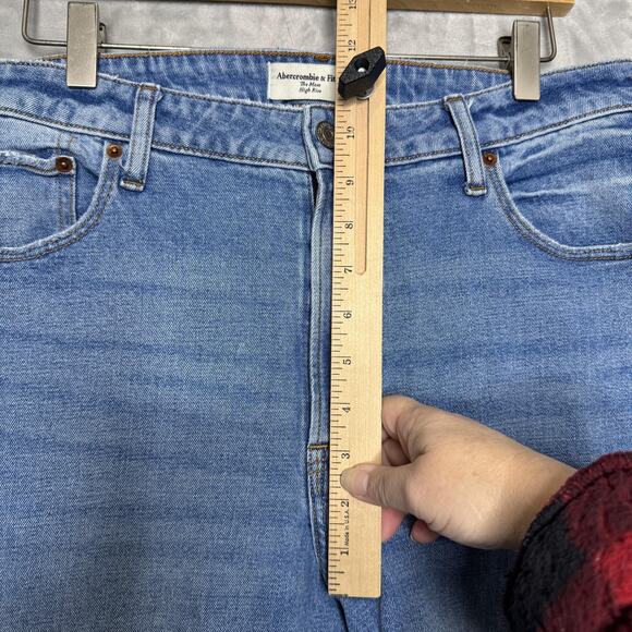 Abercrombie & Fitch Mom Jeans Womens 12 31 Blue High Rise Curve Love Denim - Picture 8 of 10